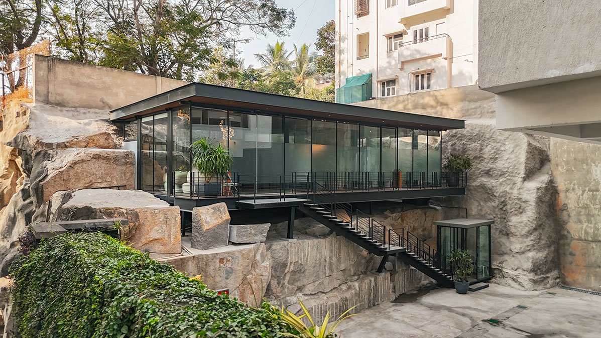 Office Space - (2,500 Sq.ft)