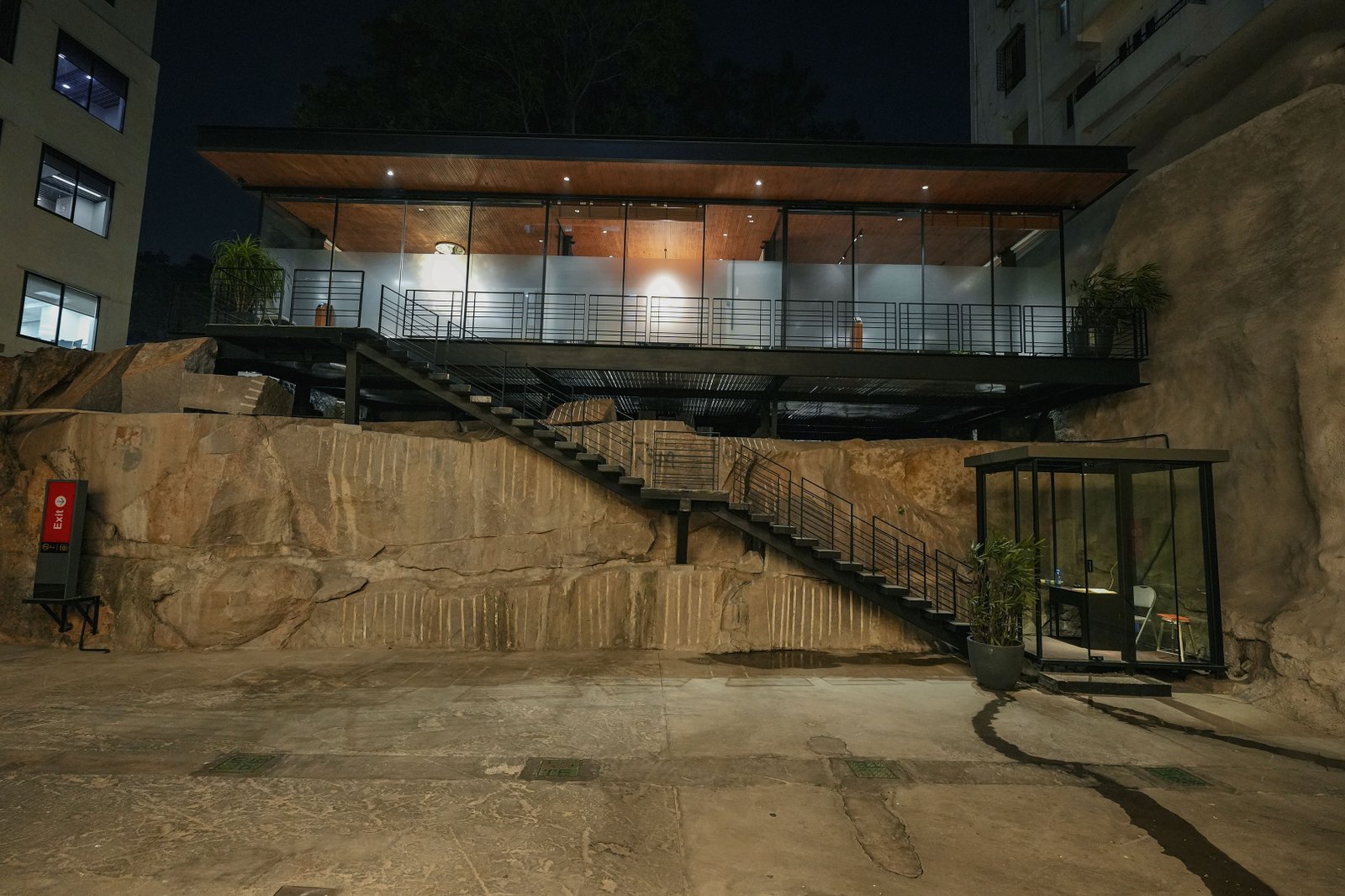 Office Space - (2,500 Sq.ft)